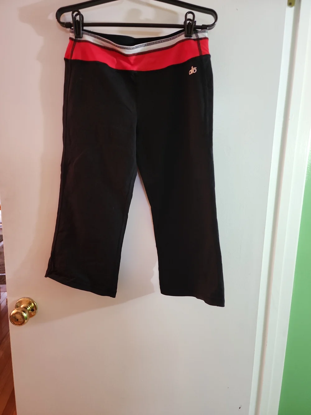 ALO Yoga comfortable black